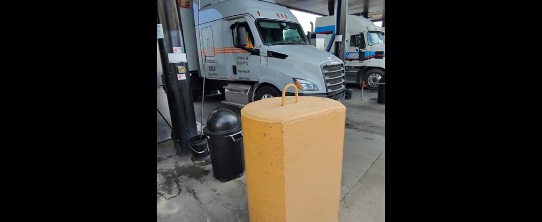 TRUCKING ACROSS AMERICA! Hang out with a Old School Trucker. TRUCKER POV.