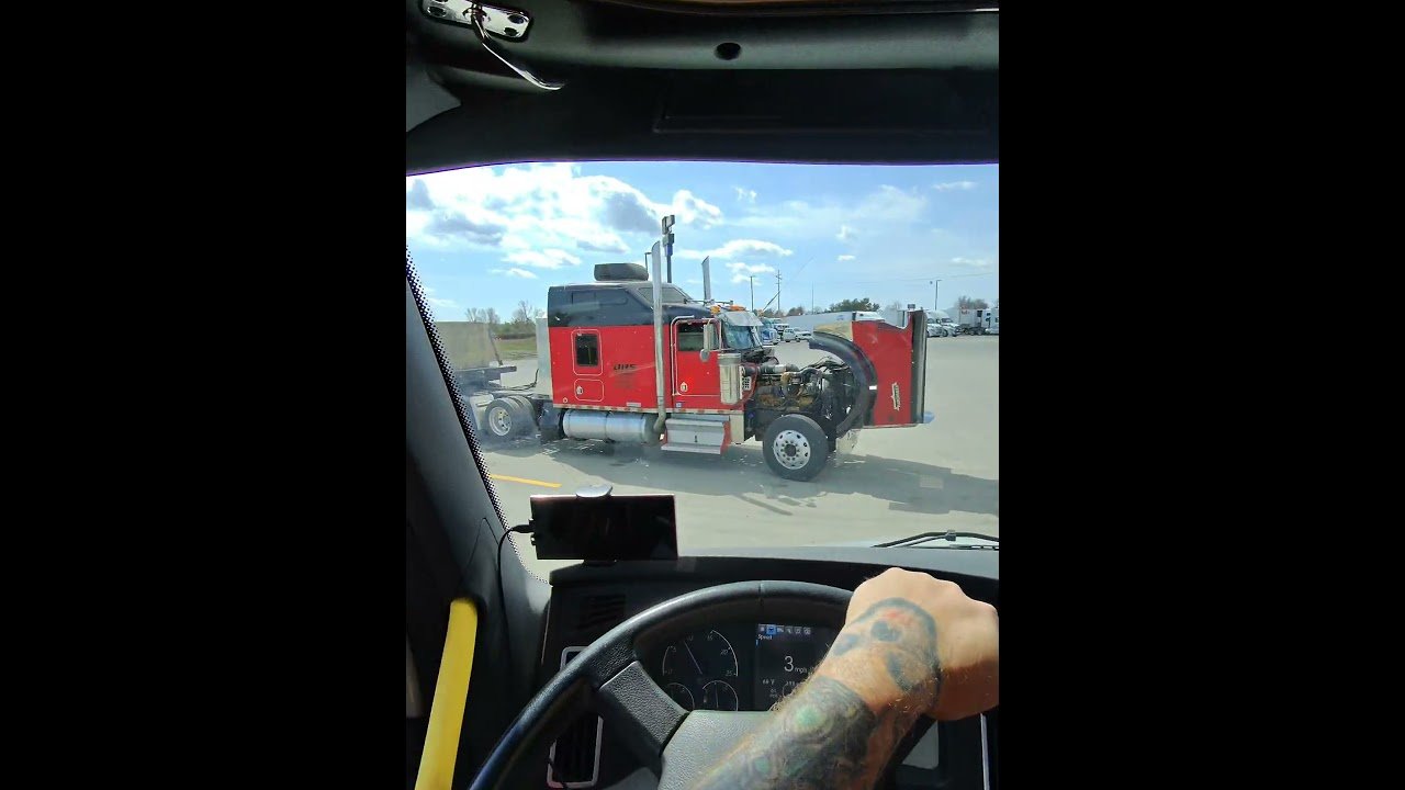 TRUCKING ACROSS AMERICA! Hang out with a Old School Trucker. TRUCKER POV.