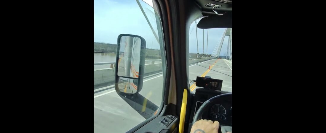 TRUCKING ACROSS AMERICA! Hang out with a Old School Trucker. TRUCKER POV.