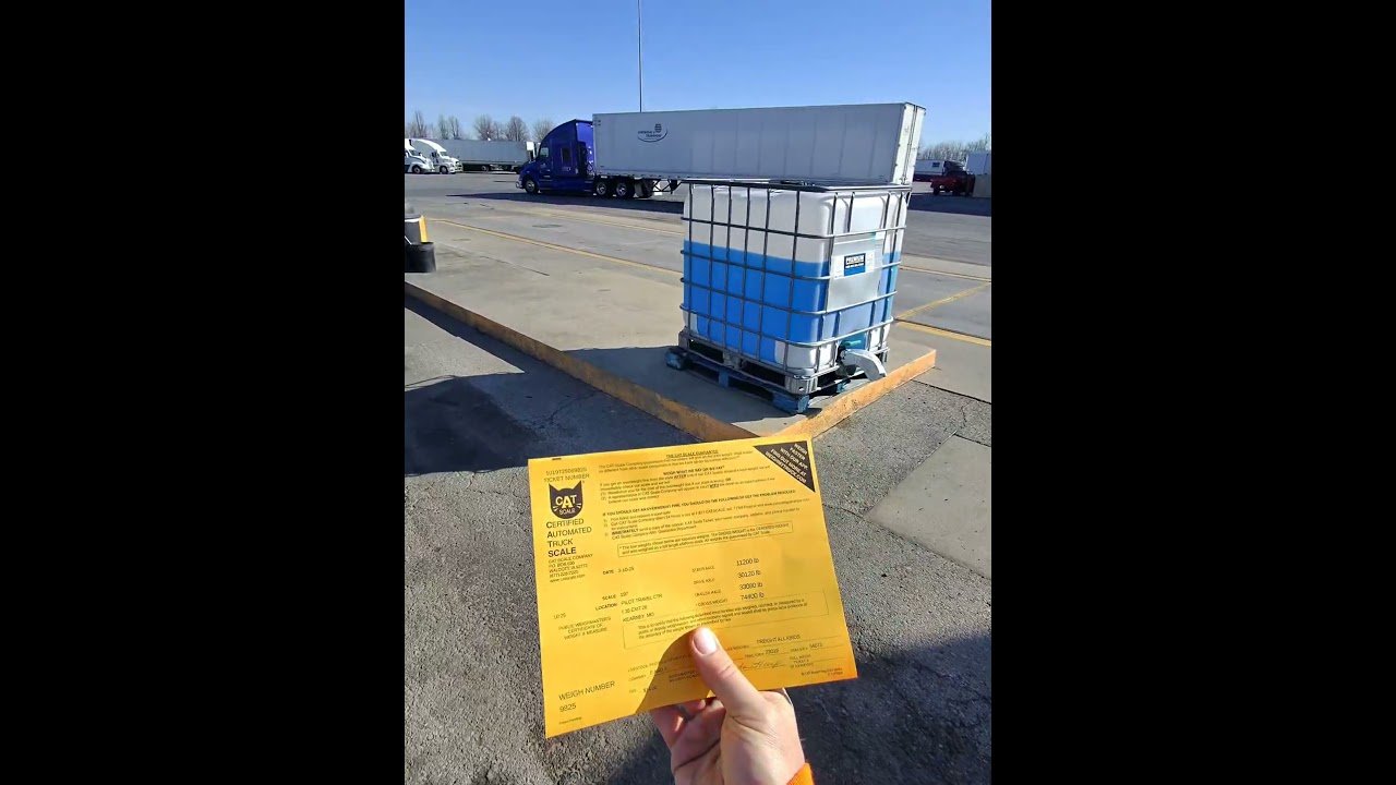 This is AMERICAN TRUCKING! Hang out POV with a Old School Trucker.