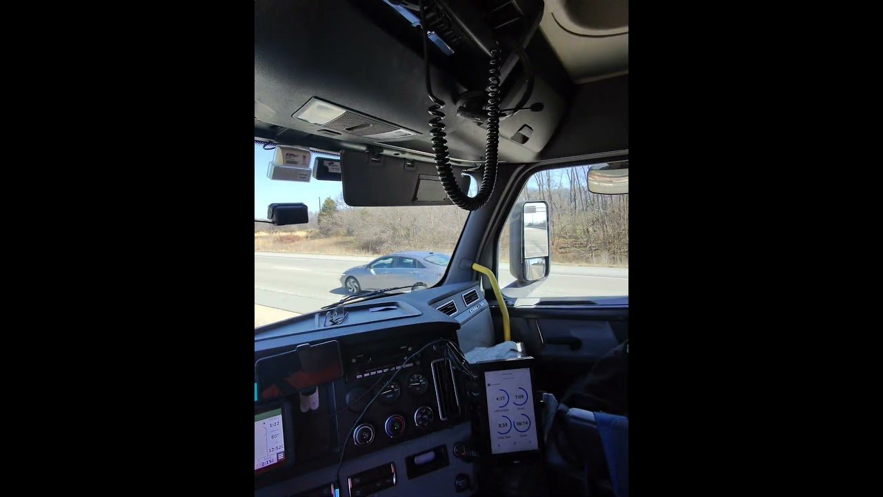 This is AMERICAN TRUCKING! Hang out POV with a Old School Trucker.