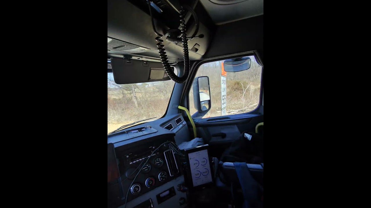 This is AMERICAN TRUCKING! Hang out POV with a Old School Trucker.