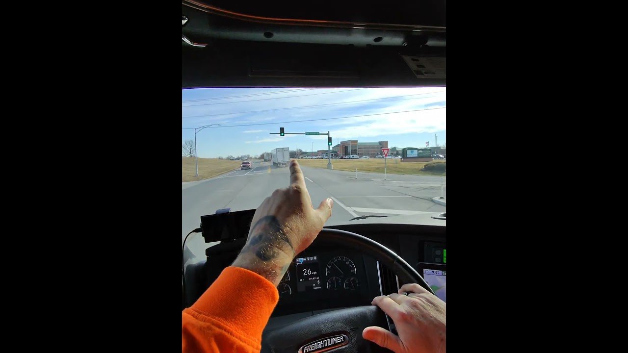 TRUCKING POV. This is Trucking in Real Life #trucking #trucker #shorts #metaglasses