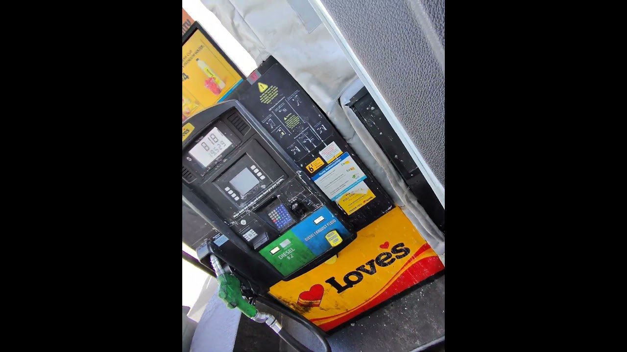 TRUCKING POV. This is Trucking in Real Life #trucking #trucker #shorts #metaglasses