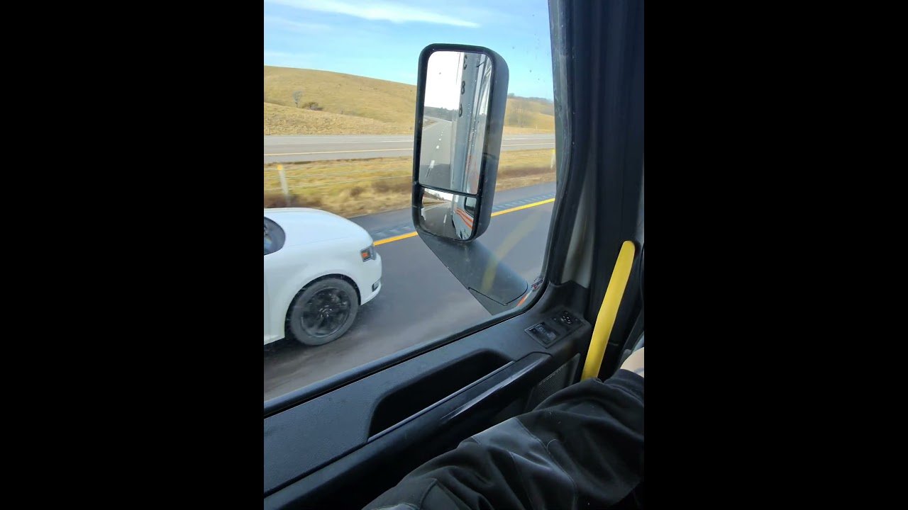 TRUCKING POV. This is Trucking in Real Life #trucking #trucker #shorts #metaglasses