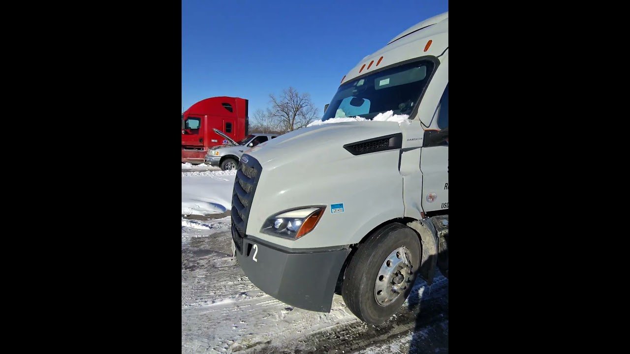 TRUCKING POV. This is Trucking in Real Life #trucking #trucker #shorts #metaglasses