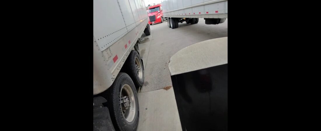 TRUCKING POV. This is Trucking in Real Life #trucking #trucker #shorts #metaglasses
