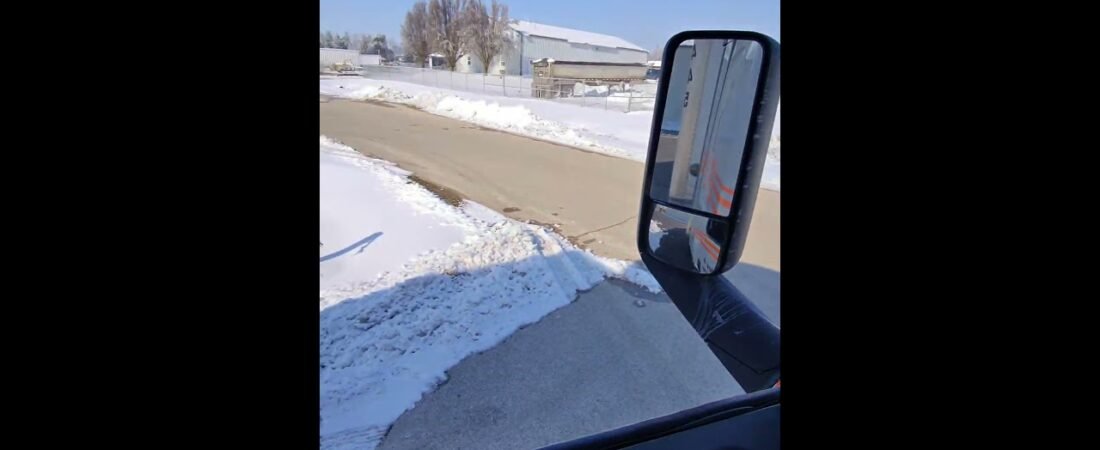 TRUCKING POV. This is Trucking in Real Life #trucking #trucker #shorts #metaglasses