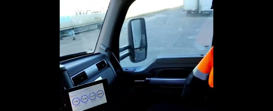 Take a minute and see what life on the open road as a big rig trucker looks like and pretend. (3)