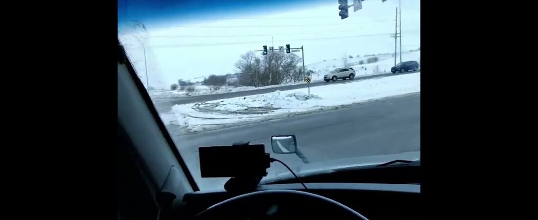 Another BLIZZARD is hitting right now. It’s not safe for truckers on the Highways. (4)