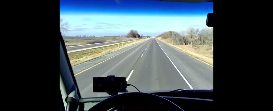 Using a Gatorade bottle while driving a Semi Truck is easy. But is it a DOT Violation? (5)