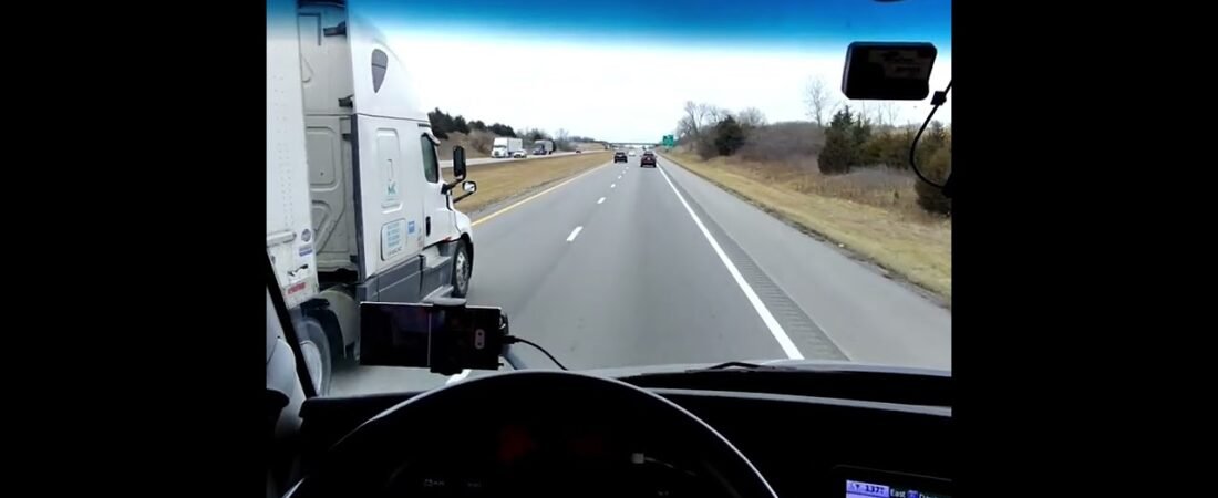 This Trucker is trying his best to get home in time to be with his family on christmas.(1)