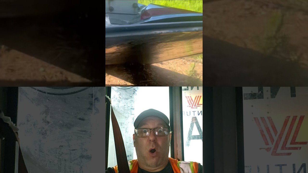 @Flipfloptrucker Ripped his own trailer door off AGAIN!
