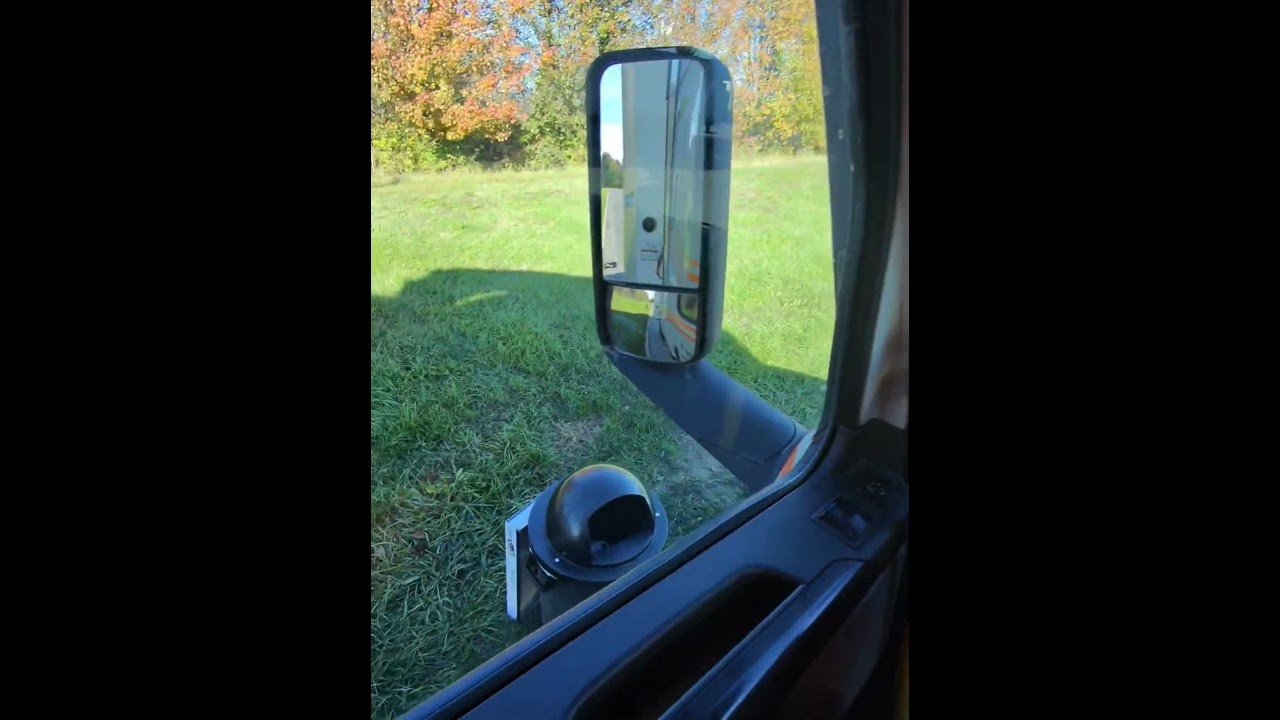 Another of the many things LAZY TRUCKERS do out here. Do you do this, too?