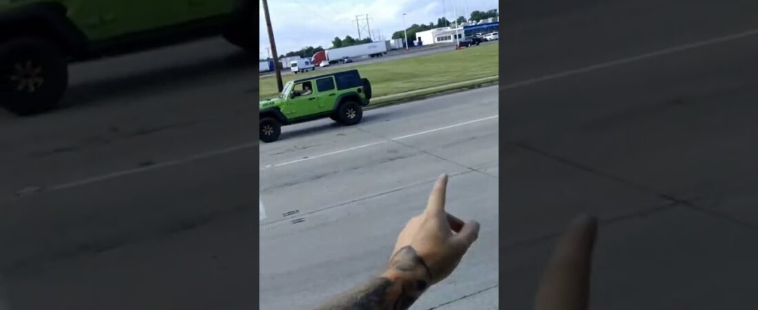 BLM ANTIFA SHOOTOUT AT BUSY INTERSECTION On Video! Everyone Loves This Brave and Courageous Trucker
