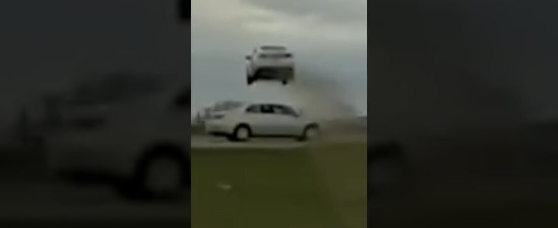 CAR LAUNCHES INTO THE AIR AND FLIES AWAY DURING HIGH SPEED POLICE CHASE!