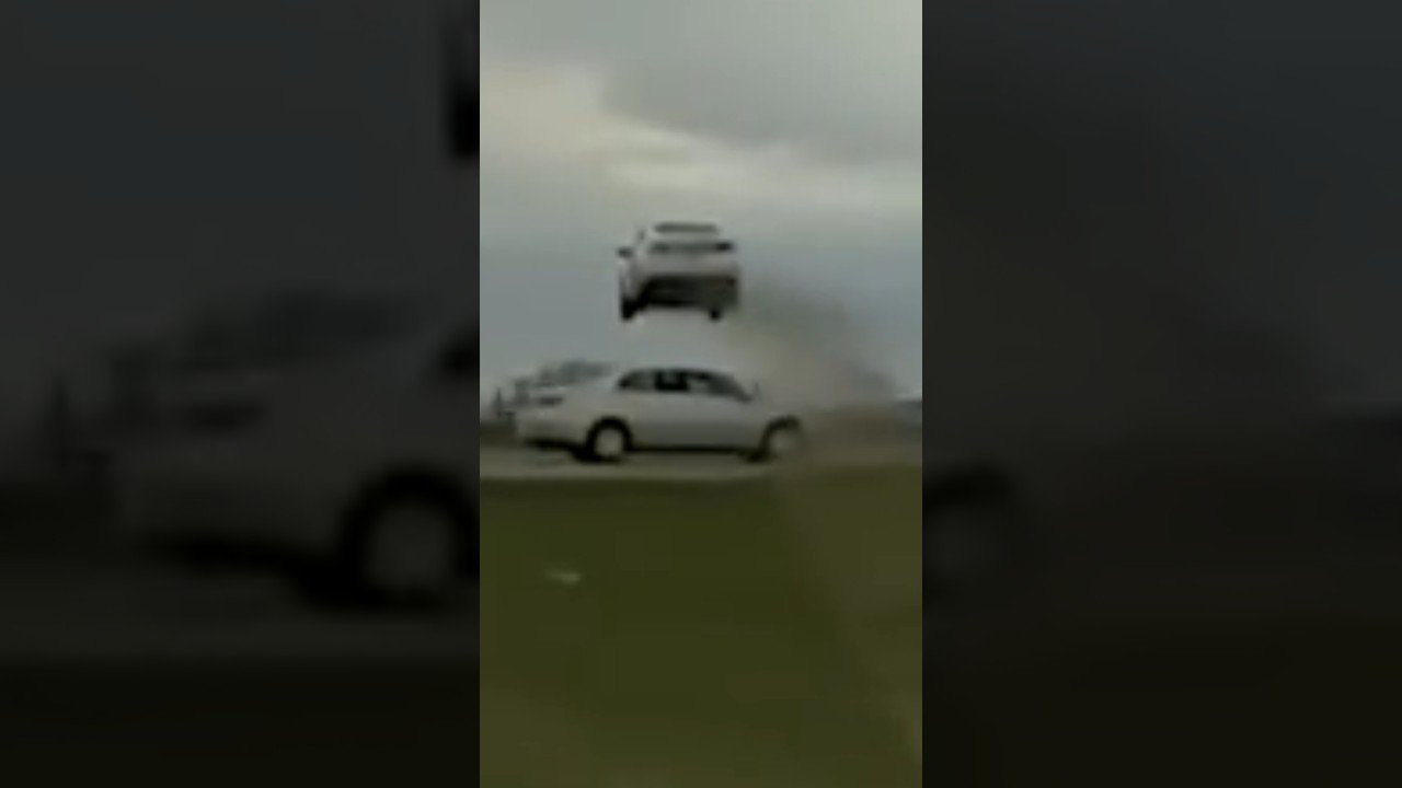 CAR LAUNCHES INTO THE AIR AND FLIES AWAY DURING HIGH SPEED POLICE CHASE!
