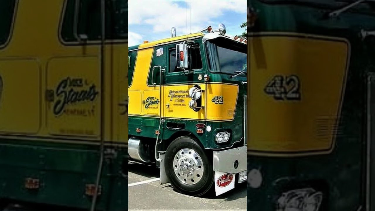 Classic Rigs in Action #trucktuber #longhaultrucker #CDL