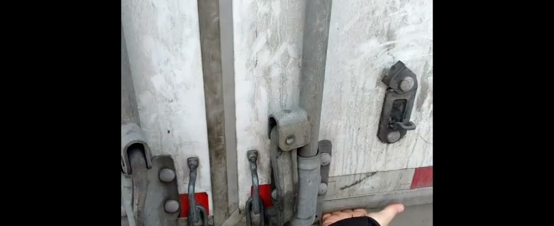 Closing Semi Trailer Doors without making any sounds or talking. This is how God intended it.