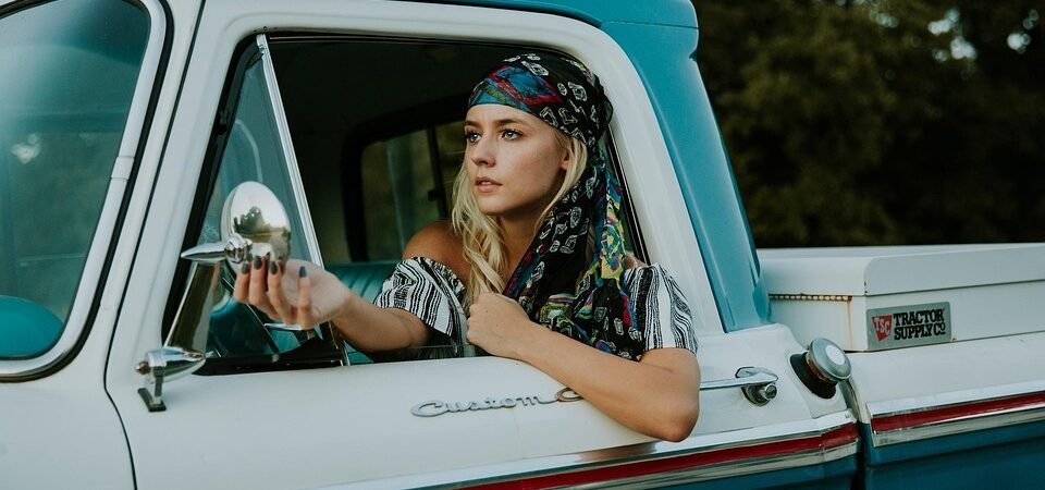 Company Driver vs. Owner Operator: Which Driving Path Offers the Best Work-Life Balance and Financial Stability for U.S. Truckers?