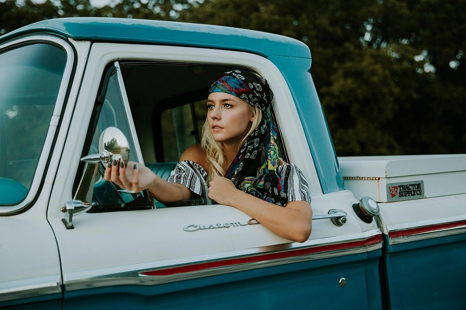 Company Driver vs. Owner Operator: Which Driving Path Offers the Best Work-Life Balance and Financial Stability for U.S. Truckers?