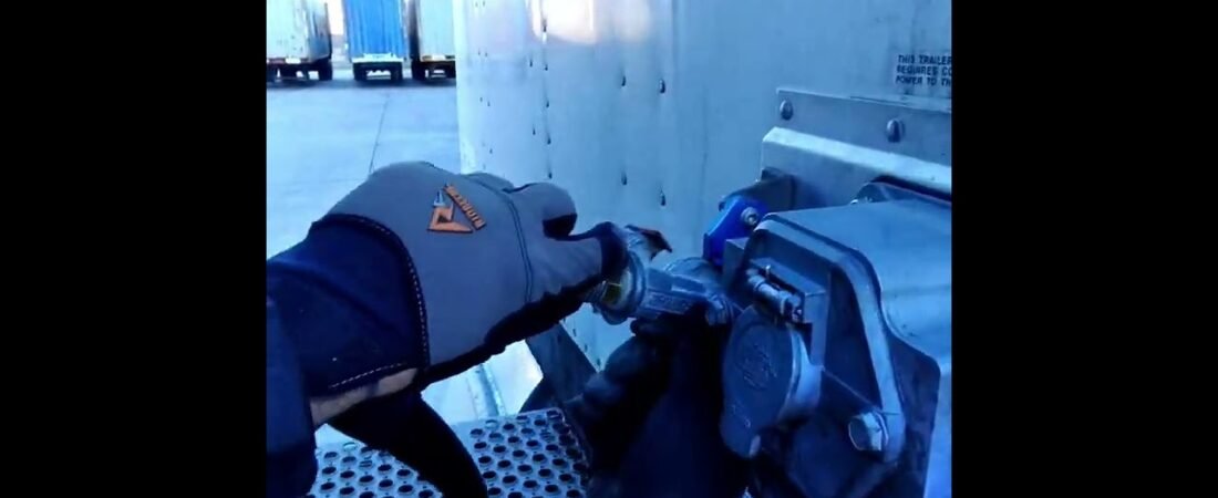 Connecting a Semi Trailer can be hard for some people. Here’s a trucker tip to make this easy for ya