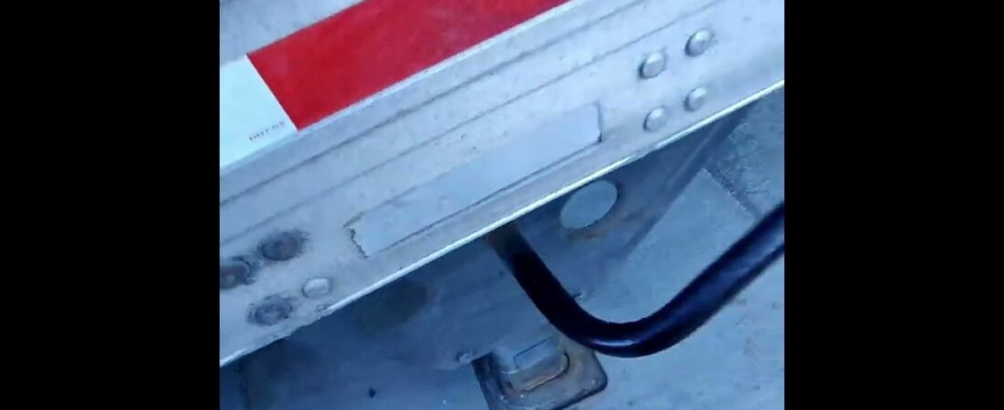 Did this Trucker hear what we think he heard? This is beyond scary! Bad Momma Jokes?