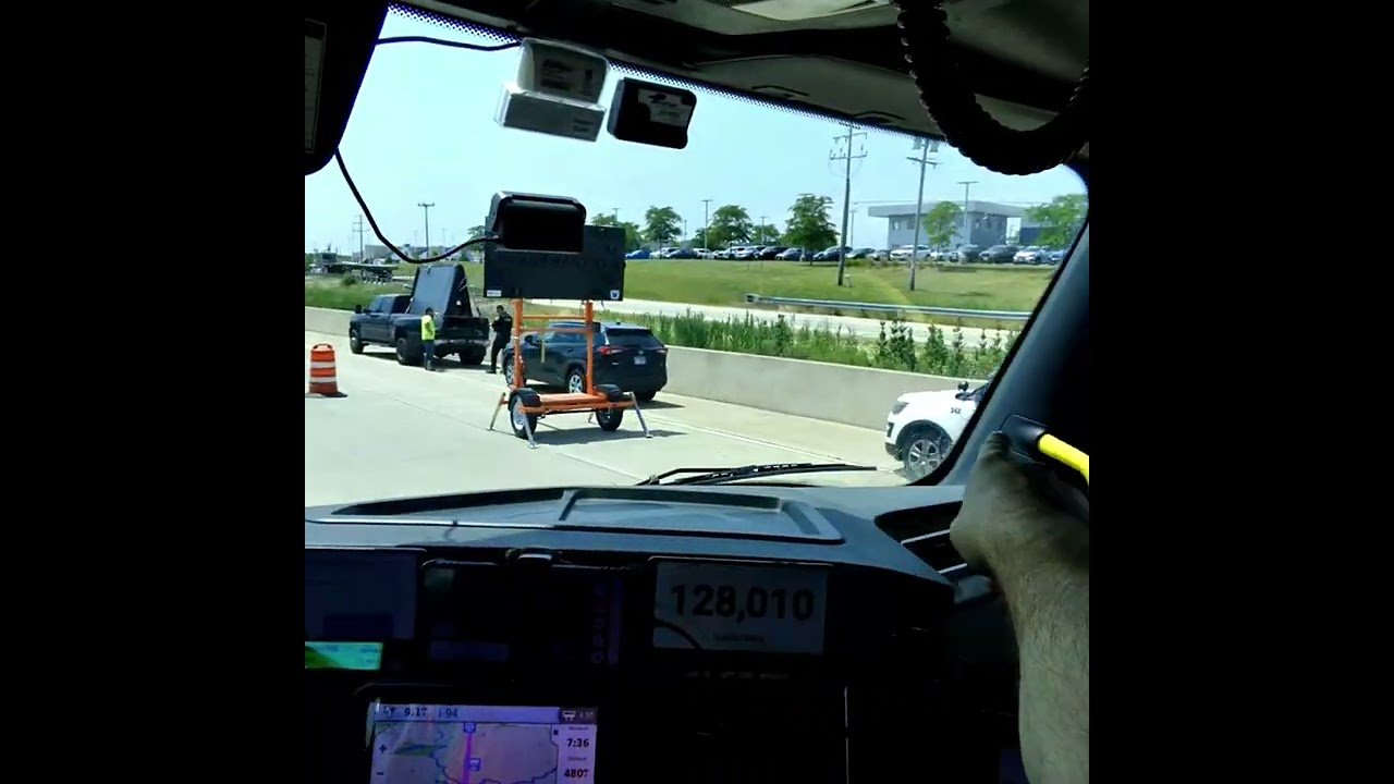 Drug Bust and Shootout in Real Life on the highway. This happens everyday in trucking.