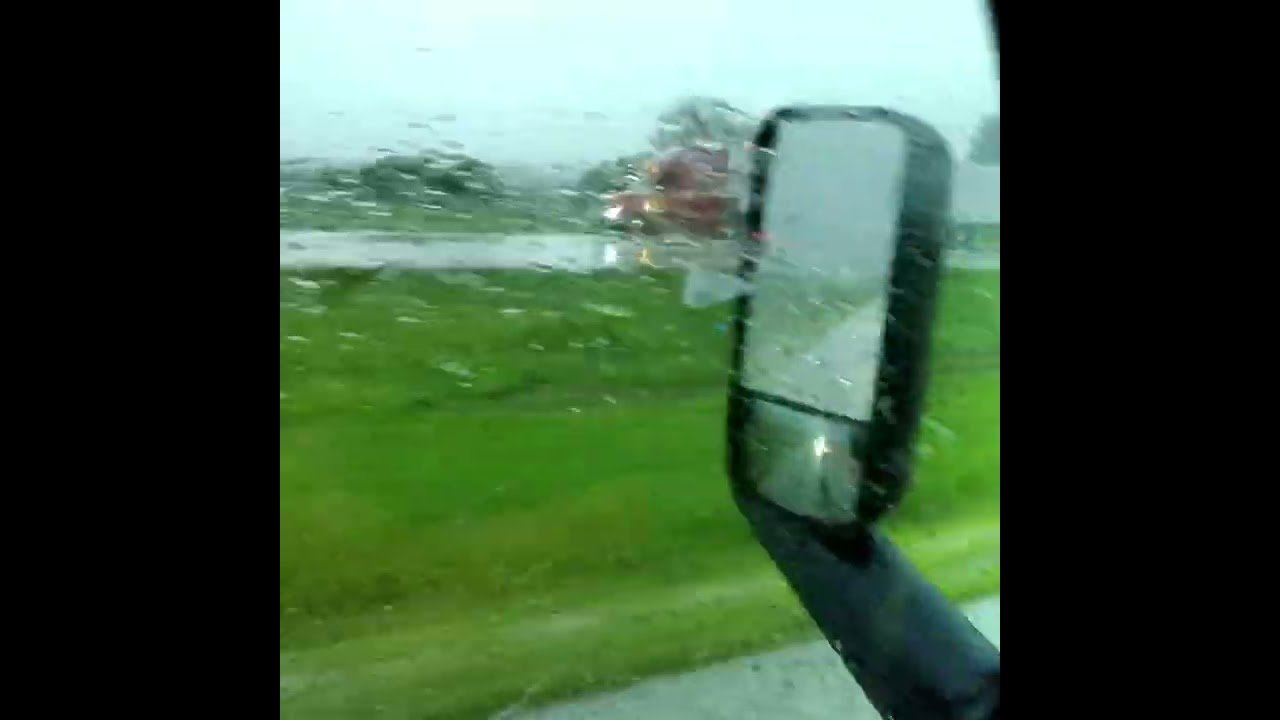 EVERYONE STOPS FOR TORNADO ON HIGHWAY. Except for this BRAVE trucker heading home to kiss his wife.