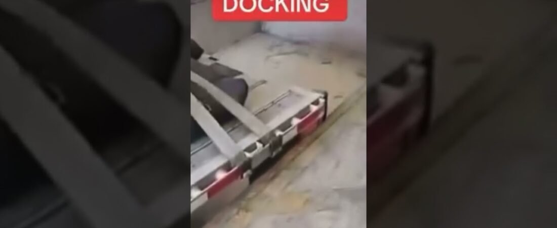 Flatbed Drivers can do things NO other drivers can do. What this driver does will make you ANGRY!