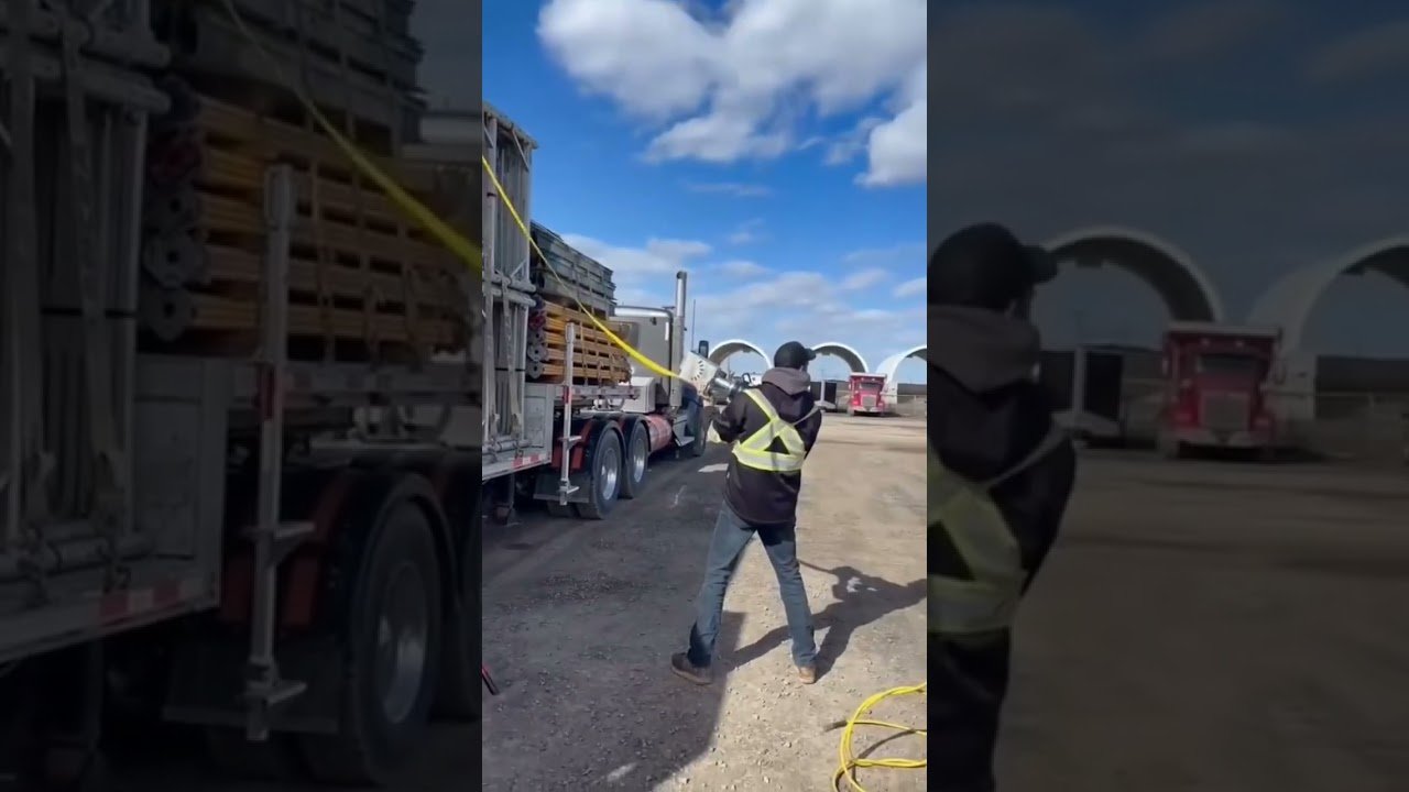 Flatbedders Have ALL THE FUN! Why can’t every job be this cool? Come Trucker With Us Bro!