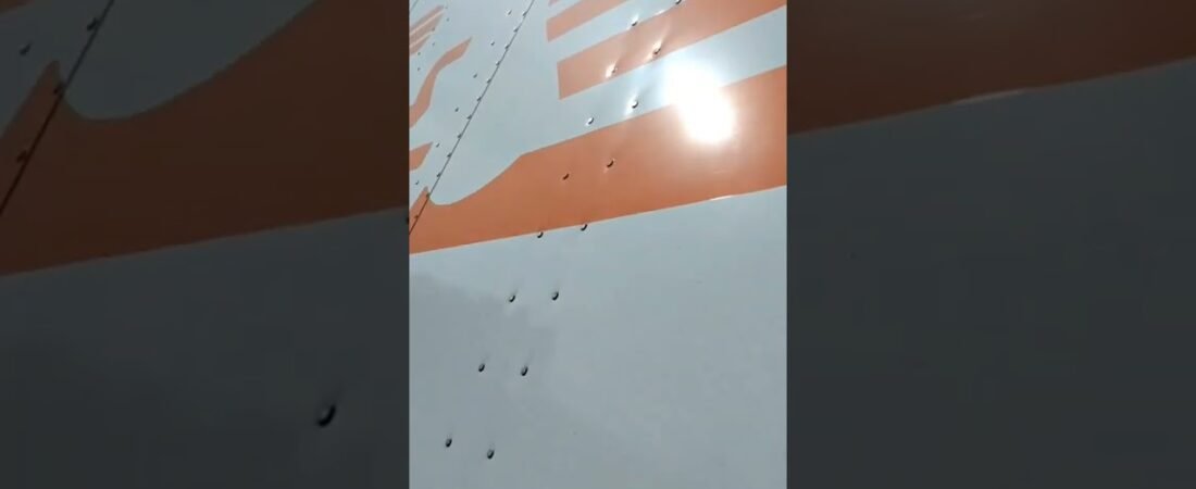 HE’S IS INSIDE MY TRAILER! Let’s get him!! Trucker must stop the thief from stealing his freight.