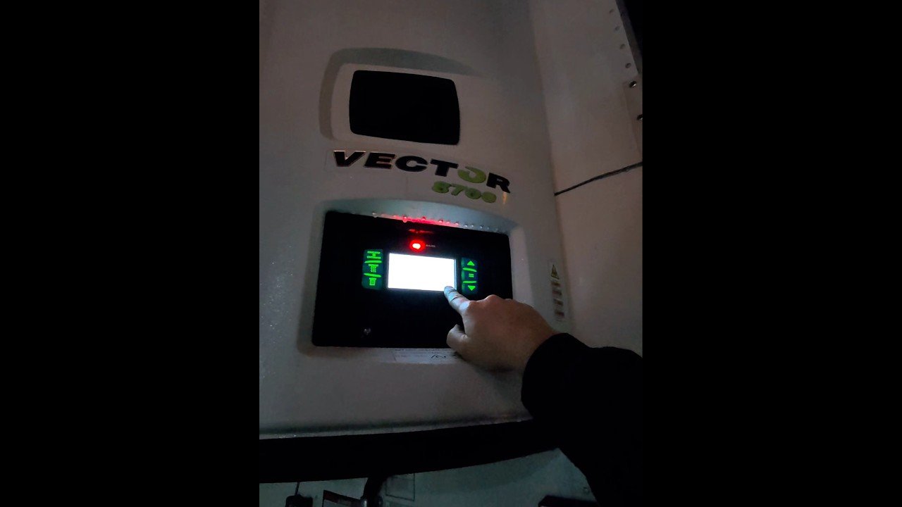 HOW DO I TURN THIS REEFER OFF? Or am I just confused?