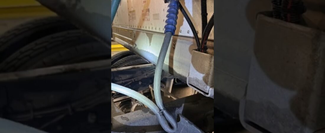 HOW TO SAVE FUEL FOR TRUCKERS. This trick changes everything.