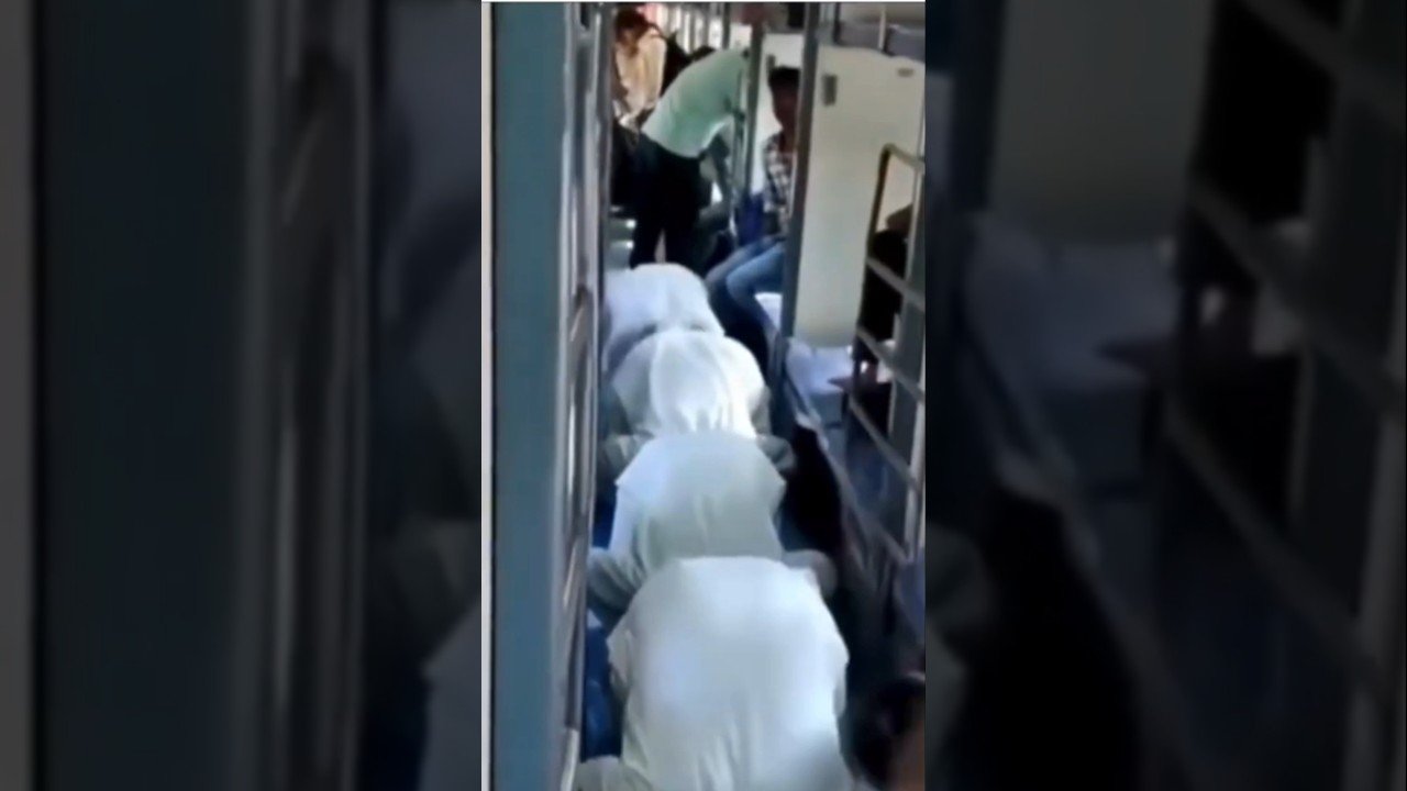 HUMAN CENTIPEDES SPOTTED ON CITY BUSSES ACROSS AMERICA.