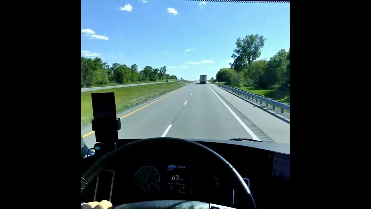 Honking a BIG RIG horn is one of the funnest things a Trucker does. See for yourself.