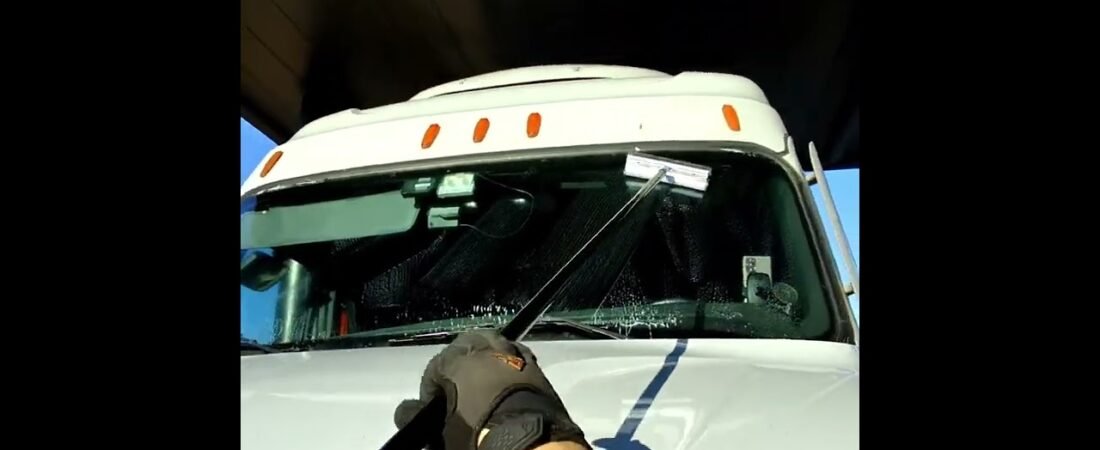 How Truckers Stay So Manly and inspire new generations of Many Men. This life hack will make you hot