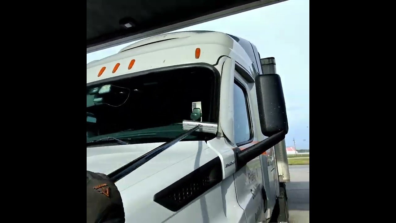 How to be a Straight Trucker. This truck driver shows you how to fight temptation and stay focused.