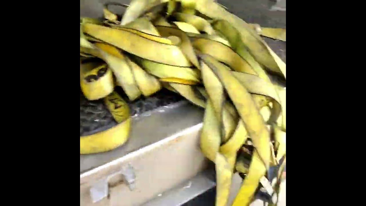 How to be a WELL ORGANIZED TRUCKER. Here’s how to keep your straps safe. Every truck driver should!