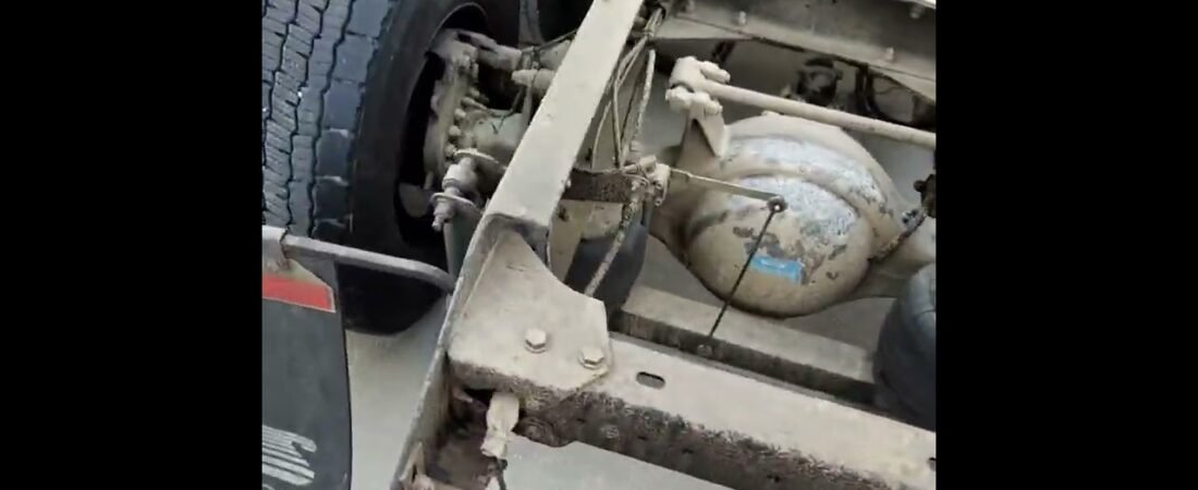 I don’t even know what I’m doing here. Truckers lose their minds too. This is what that looks like.