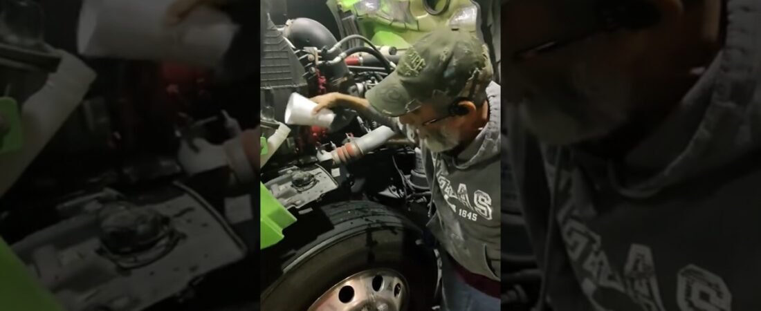 IS THIS TRUCKER BREAKING THE LAW? Would you do this?