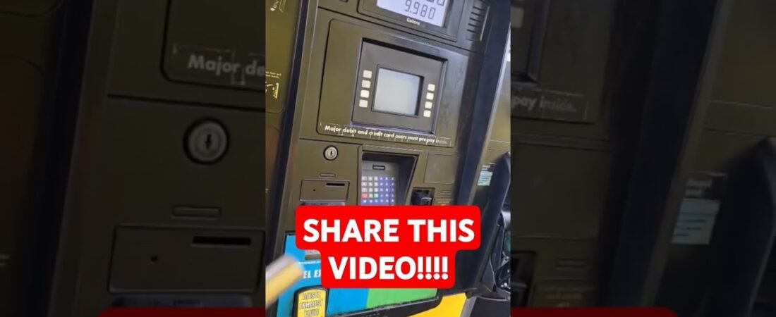 Is this legal? Something tells me this isn’t supposed to do this. Share this with TRUCKERS!