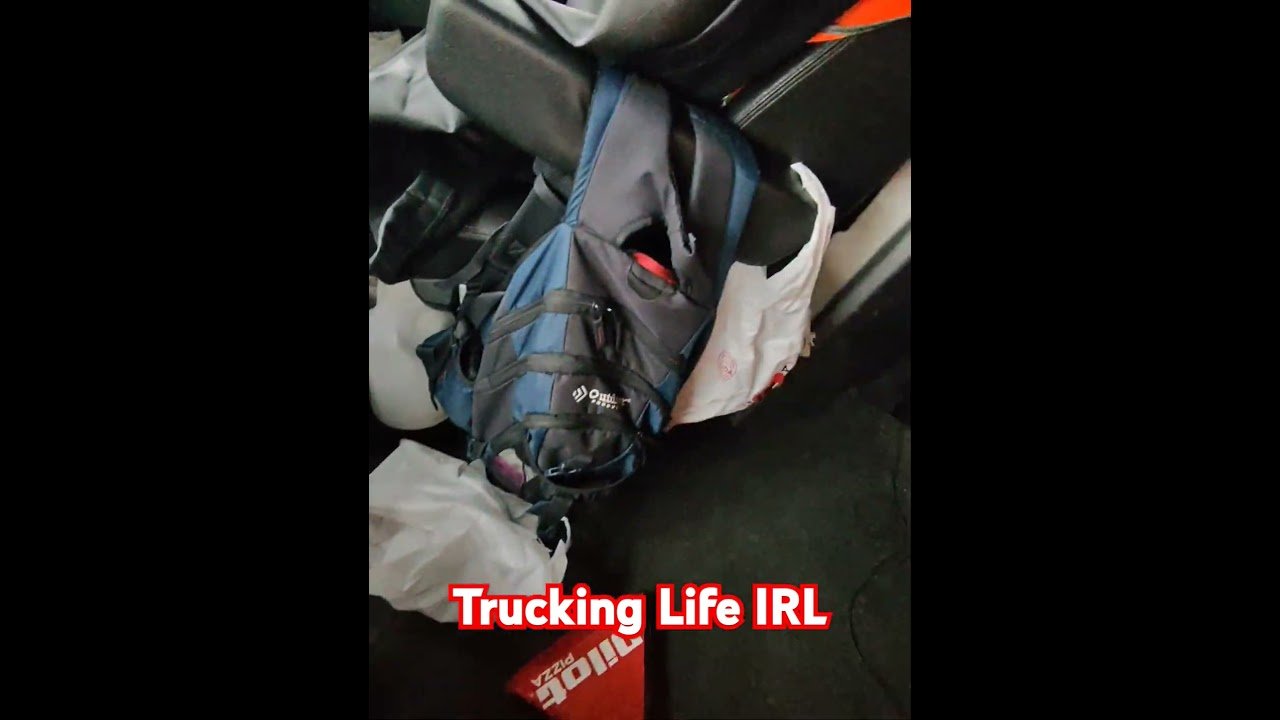 Is your life this LUXURIOUS? Probably not like this truckers life. Could you like like this driver?