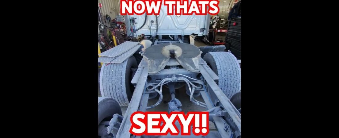 It doesn’t get any sexier out here  than this. You aint a Trucker if you don’t agree!