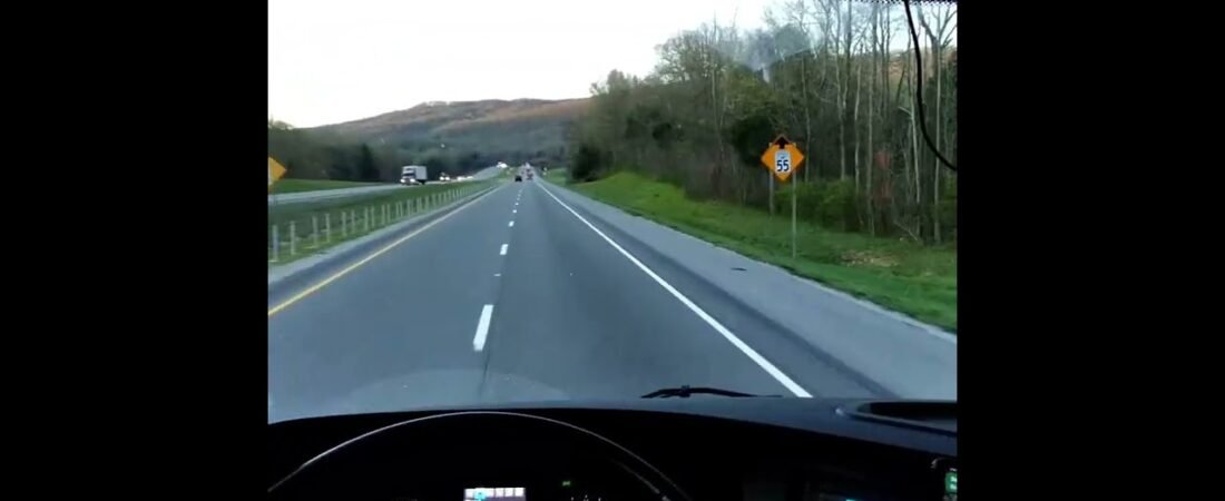 “It’s a BLITZ!!” Trucker exposes a Highway Patrol DOT BLITZ crackdown on the Highways of America.