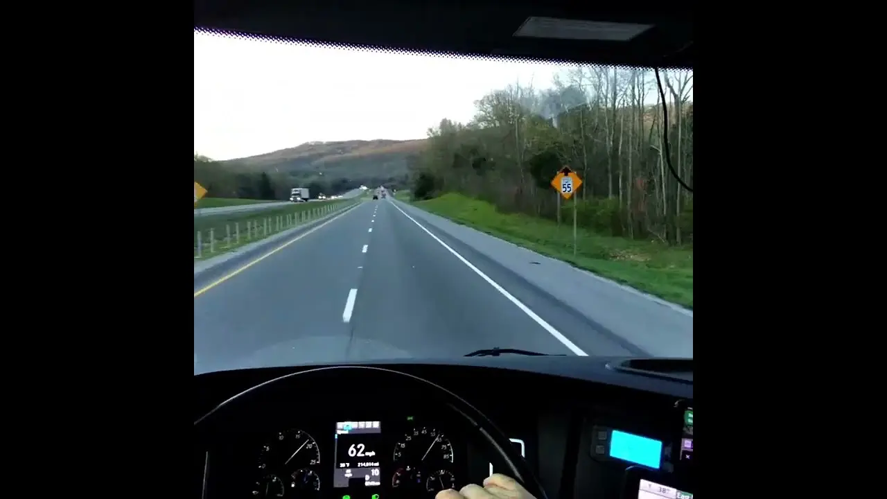 “It’s a BLITZ!!” Trucker exposes a Highway Patrol DOT BLITZ crackdown on the Highways of America.