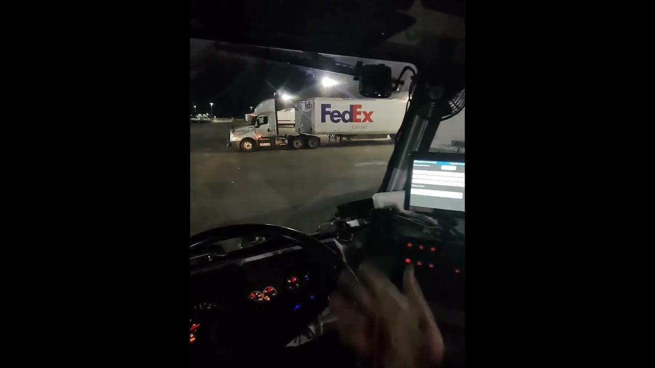 MAKING THIS THE EASIEST JOB IN TRUCKING.