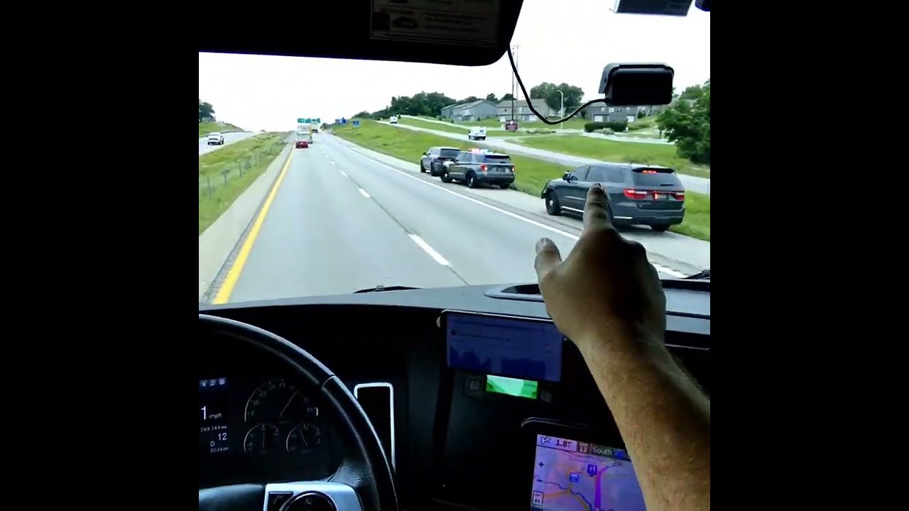 Major Drug Bust and Shootout on the highway. You won’t believe how this one ends! SHOCKING