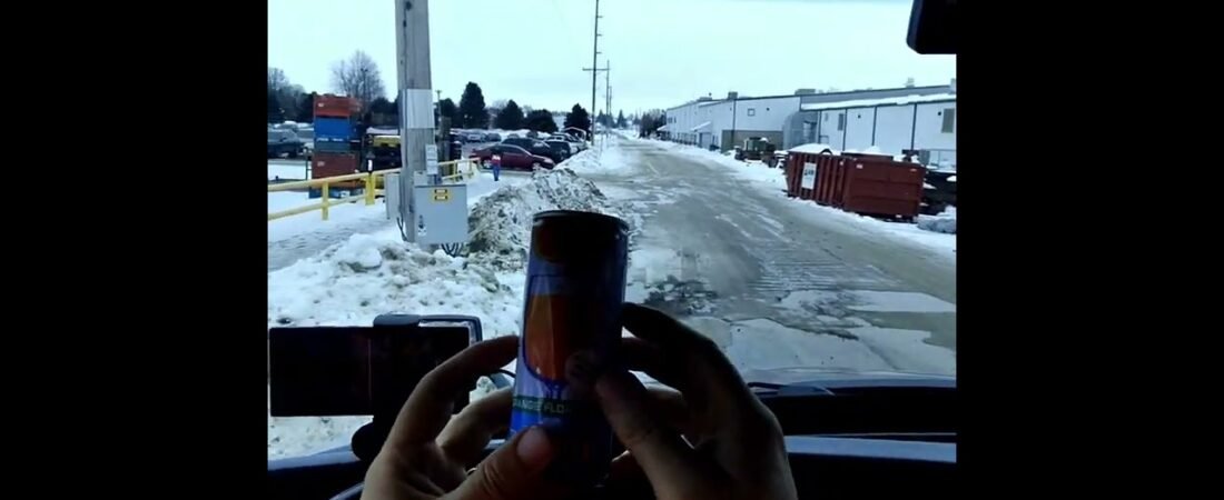 My FIRST thank you gift as a Trucker. Truck drivers never get any gifts, so it was nice for me.