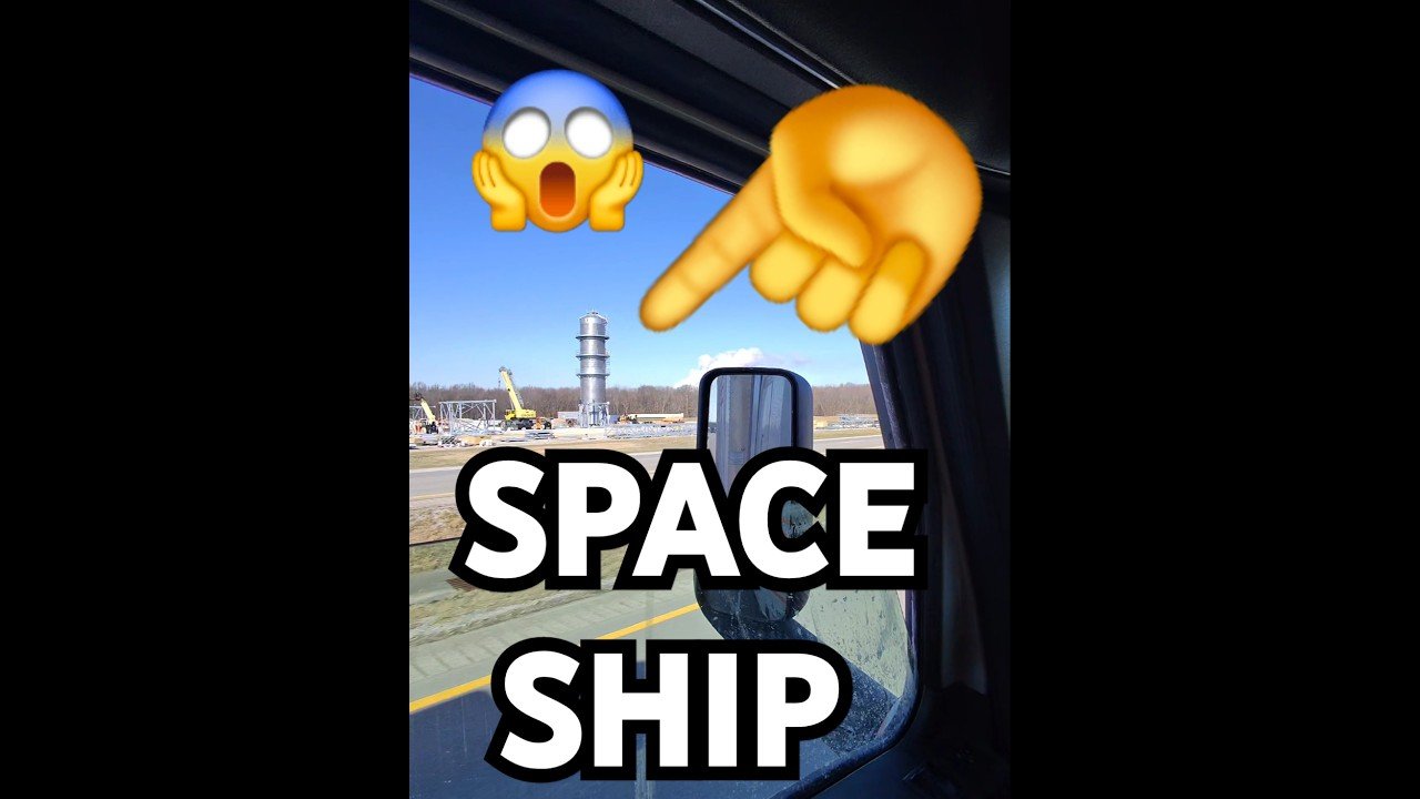 NEW 🚀 ROCKET SPACE SHIP being built on the side of the highway in KENTUCKY! #spacex #tesla #elonmusk